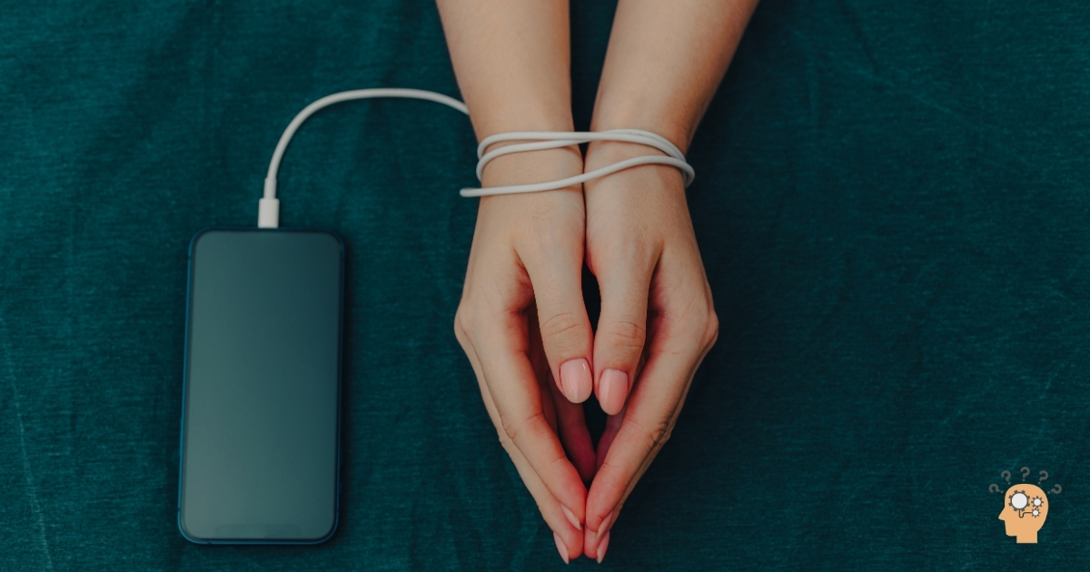 The Anxiety Loop of Checking Bank Accounts and Credit Apps