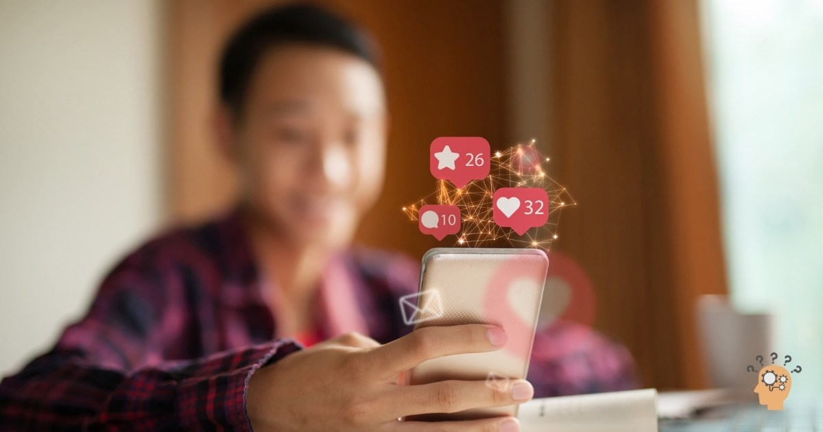 How Social Media Keeps Users Hooked – The System That Profits From Your Attention